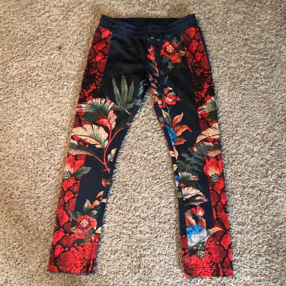 COPY - Pam & Gela pants size petite